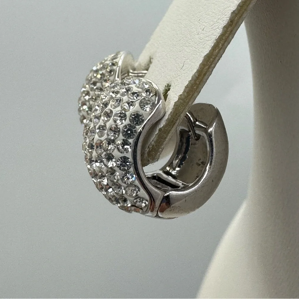 Unsigned sparkling athra